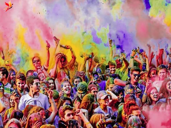 فستیوال Holi یا جشن رنگ در هند