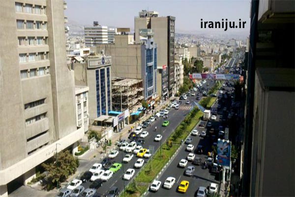 بلوار میرداماد در شمال تهران 