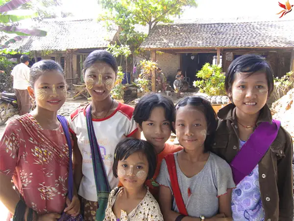 آشنایی با مردم میانمار