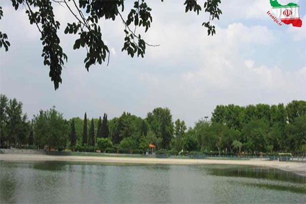 پارک ها و بوستان های منطقه هجده تهران