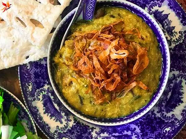 آش سبزی از آش های معروف شیراز