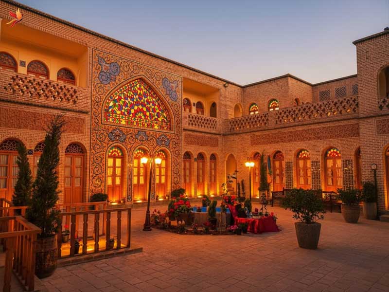 هتل ها و اقامتگاه های سنتی شهر اصفهان 