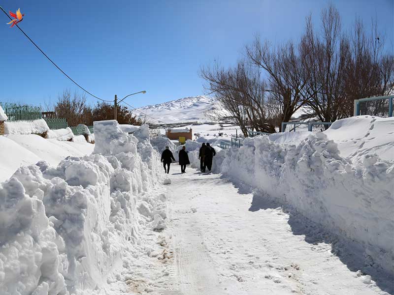 نمای زمستانی شهرستان کوهرنگ