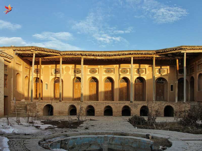 قلعه تاریخی بارده در شهرستان کوهرنگ