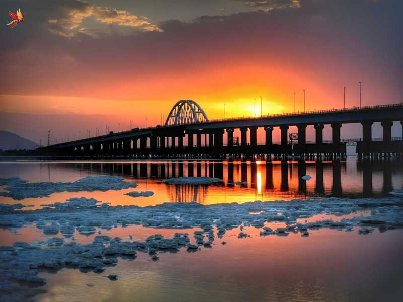 پل شهید کلانتری و مسیرهای دسترسی به دریاچه ارومیه