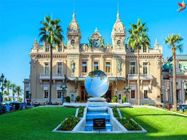  Monte-Carlo یکی از چهار ناحیه و مشهورترین شهر این کشور 