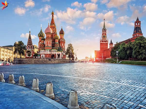 میدان سرخ یکی از اصلی ترین و زیباترین میدان های شهر مسکو 