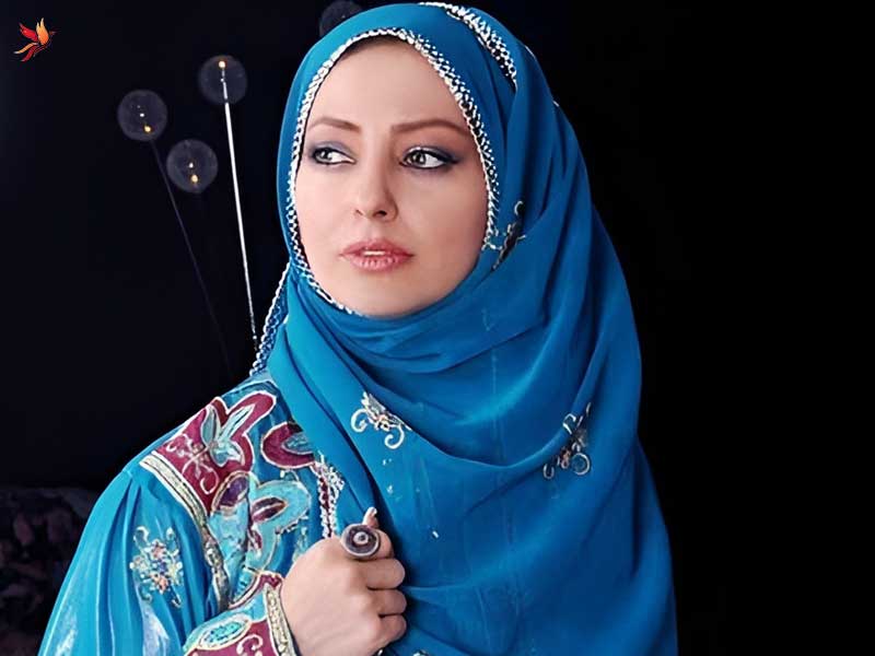 تحصیلات و علایق نفیسه روشن