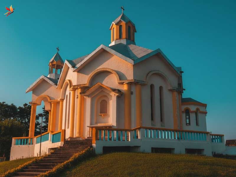 کلیسای آنتوان مقدس در شهر نور