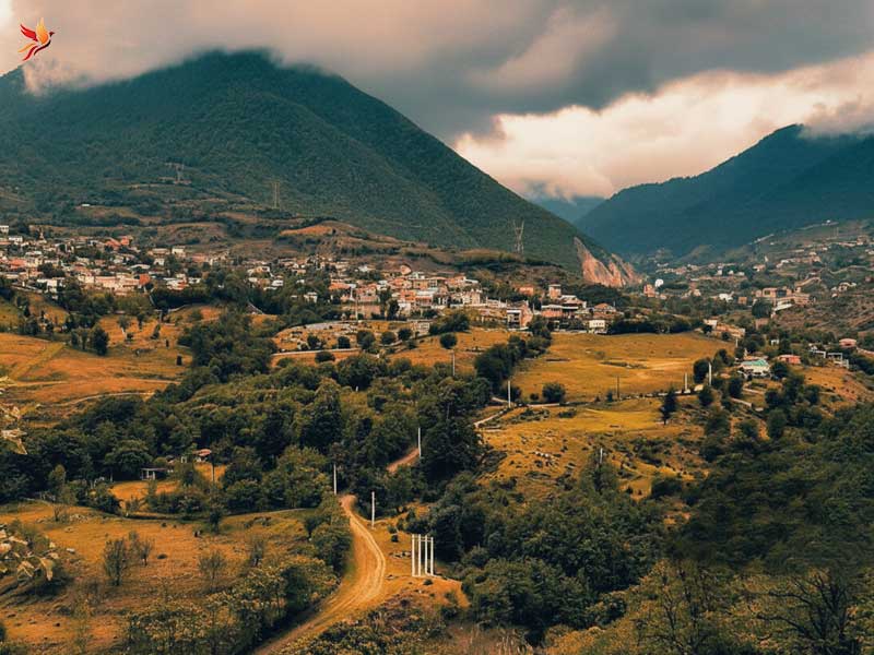 لاویج چشمه‌های آب گرم و عسل طبیعی ییلاق محبوب شهر نور