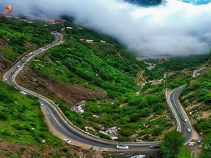 مسیرهای کوهستانی نور به بلده و نور به چمستان